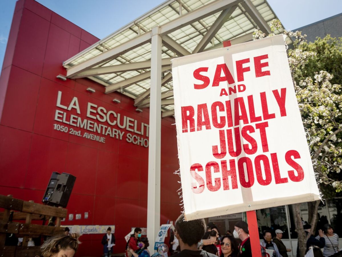 Oakland parents fought to create La Escuelita. Now they’re fighting to save it
