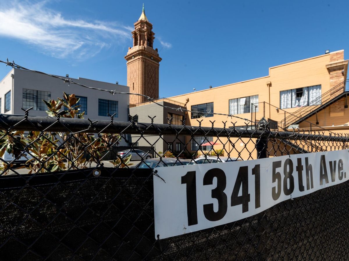 East Oakland artists halt plan to redevelop their live-work building