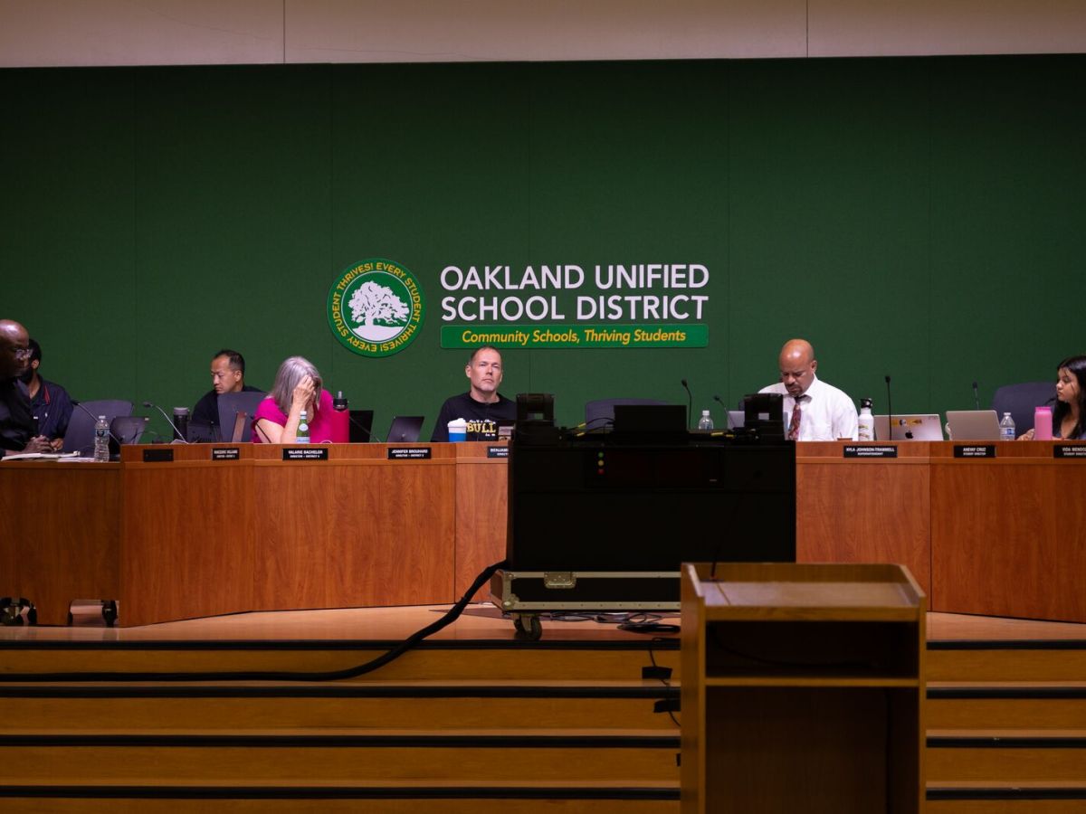 Oakland school board inches closer to school mergers