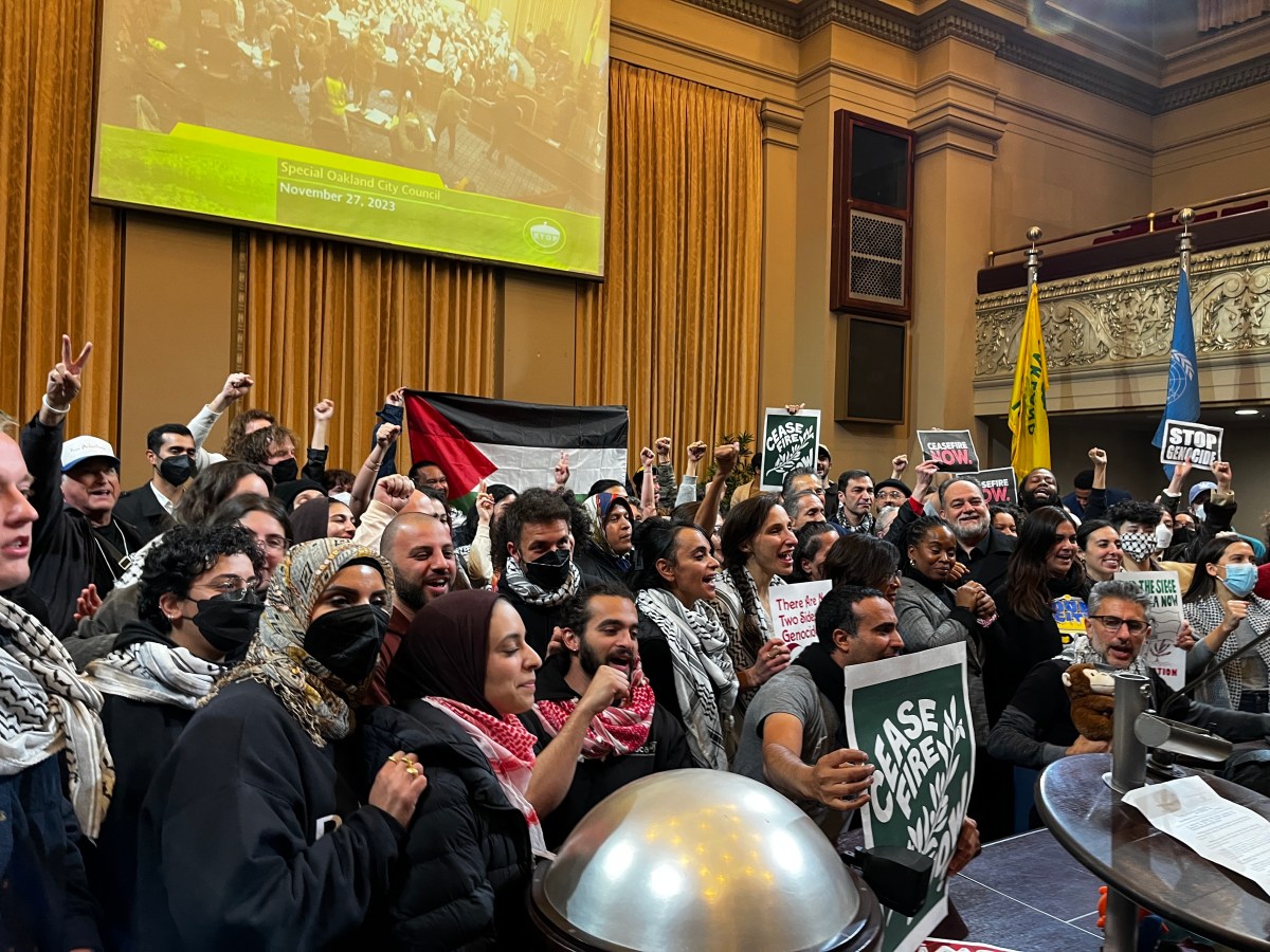 Oakland City Council calls for Gaza ceasefire after weeks of protests