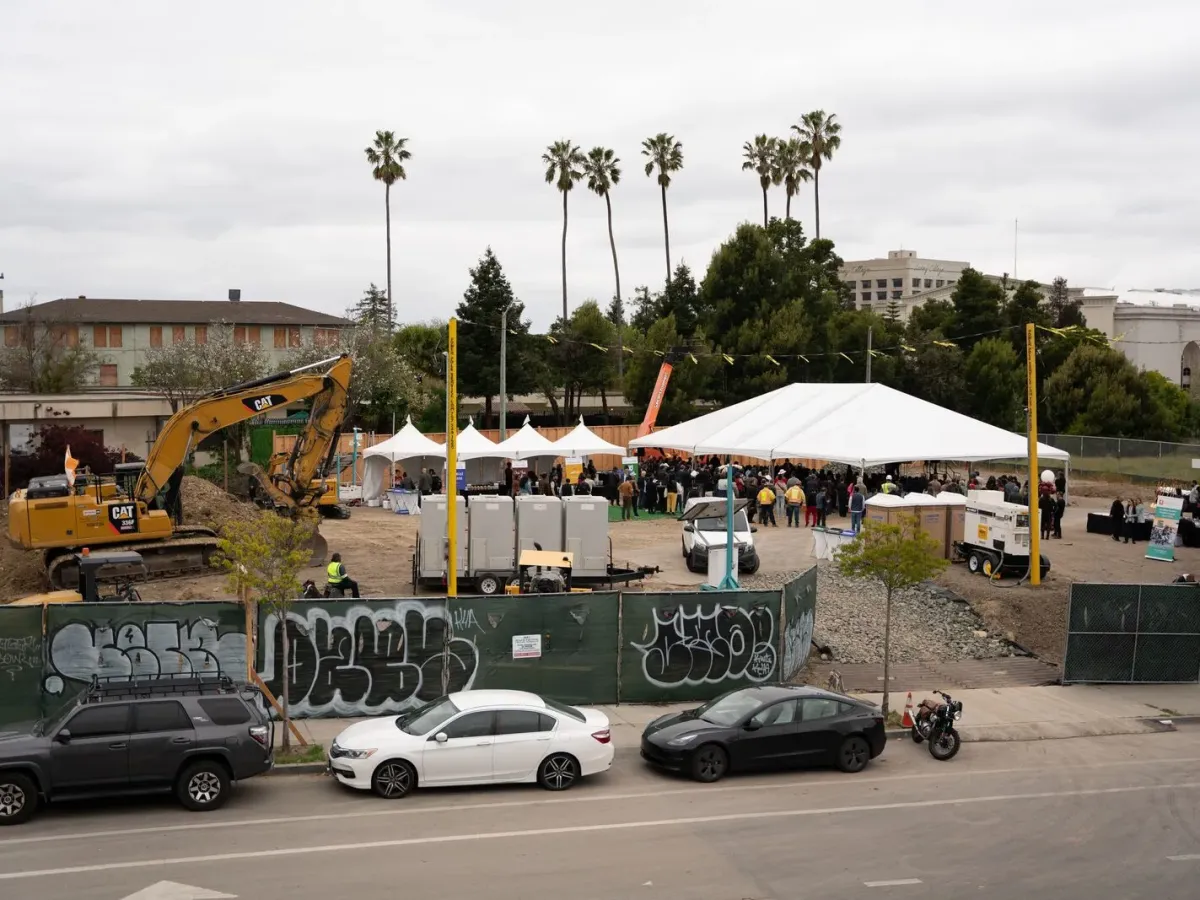 Affordable housing breaks ground by Lake Merritt after a decade of ‘twists and turns’