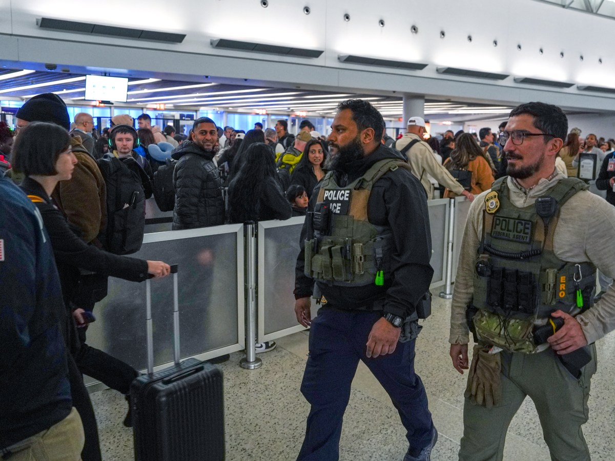 Are ICE agents coming to Oakland’s airport?